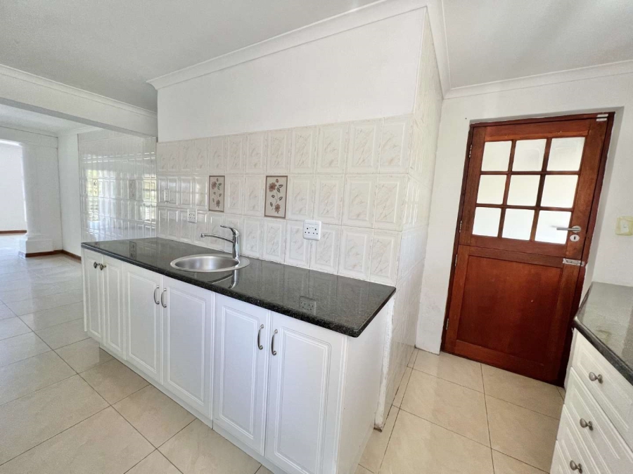 To Let 2 Bedroom Property for Rent in Johannesdal Western Cape